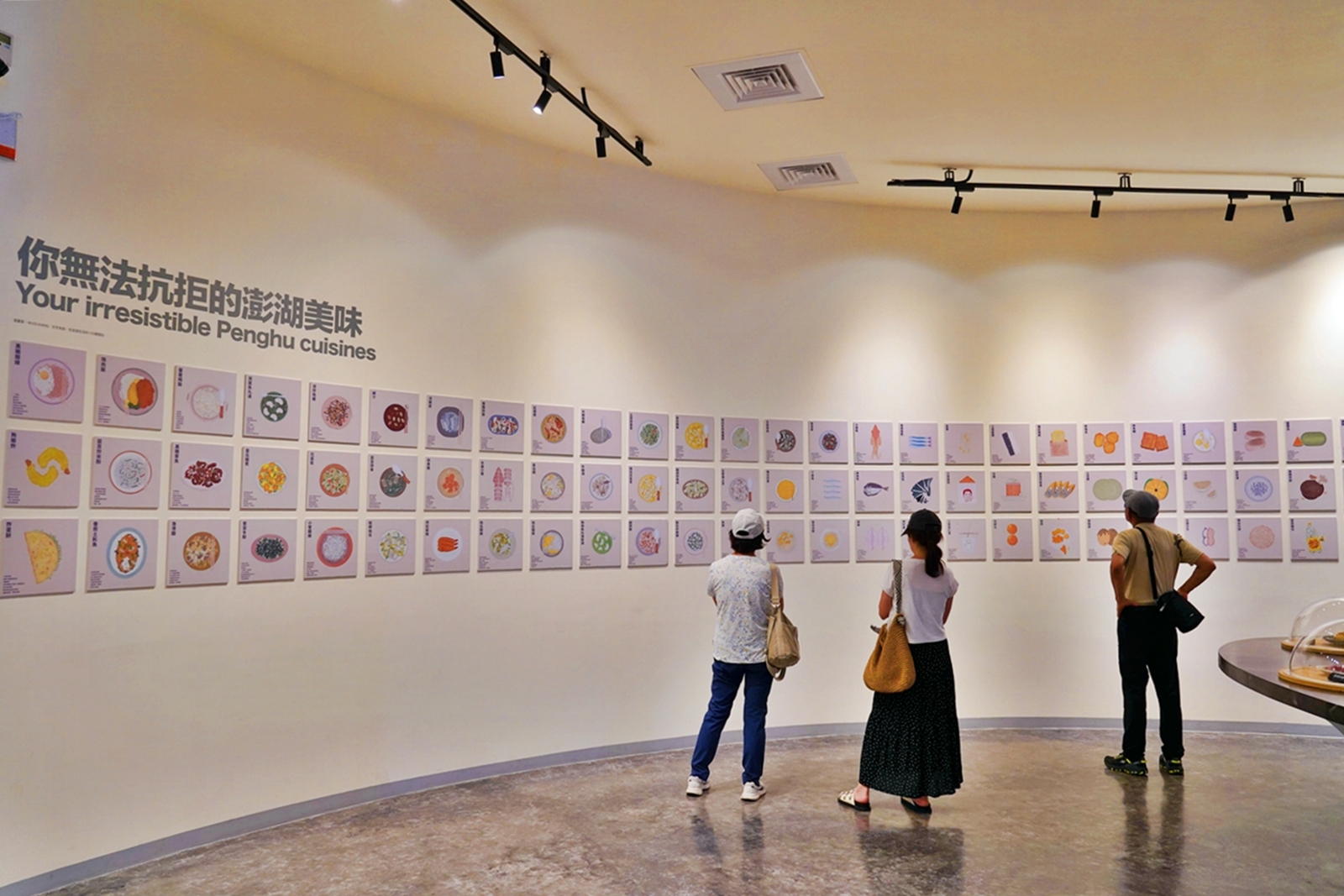 【澎湖】 台灣好行 澎湖空港快線｜澎湖一日旅遊 交通攻略，持澎湖空港快線一日券，市區內不限次數搭到飽只要100元！