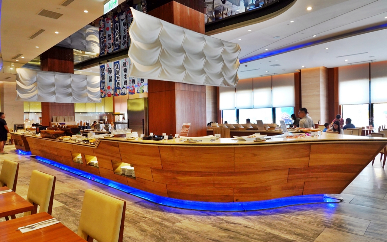 【澎湖】 福朋喜來登酒店｜澎湖住宿首選，豪華自助早餐跟無敵海景房還有大陽台，海天一色的無邊際泳池超級美！