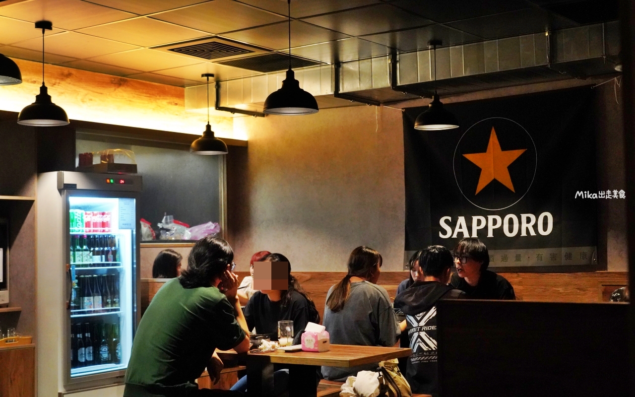 【桃園】 夜葉食堂 中壢店｜超平價居酒屋，CP值超高，提供平價串燒、超值丼飯還有特調酒水，還不收服務費喔。