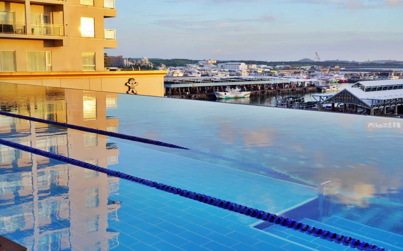 【澎湖】 福朋喜來登酒店｜澎湖住宿首選，豪華自助早餐跟無敵海景房還有大陽台，海天一色的無邊際泳池超級美！