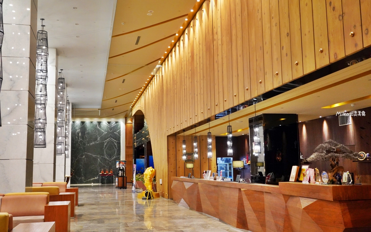 【澎湖】 福朋喜來登酒店｜澎湖住宿首選，豪華自助早餐跟無敵海景房還有大陽台，海天一色的無邊際泳池超級美！