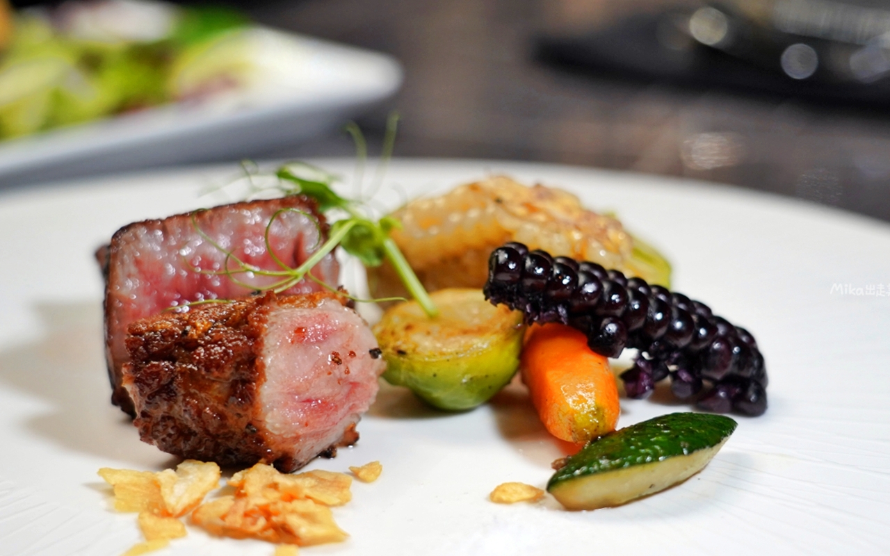 【台北】 Ageless  私享所｜超隱密 城市秘境私享，採預約制+會員制 中西合併頂級私廚料理，獨立包廂＋私人管家，獨享22 樓獨立超大景觀露台的101與台北城市夜景。