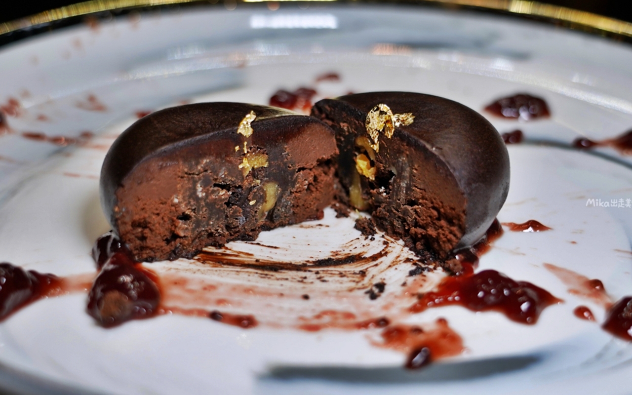 【台北】 Ageless  私享所｜超隱密 城市秘境私享，採預約制+會員制 中西合併頂級私廚料理，獨立包廂＋私人管家，獨享22 樓獨立超大景觀露台的101與台北城市夜景。