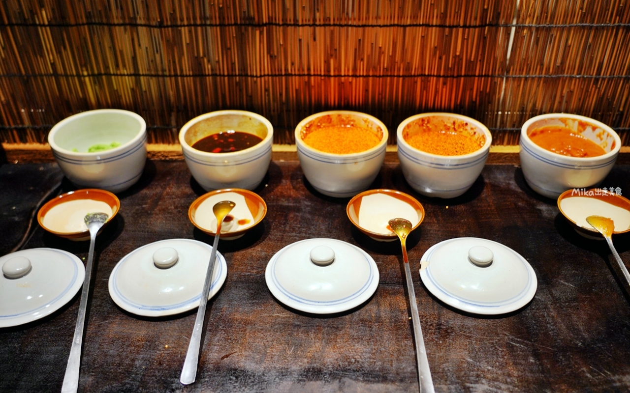 【新北】 三峽 彭富貴 雞湯小卷米粉｜50隻雞熬出來的雞湯米粉＋醬油雞竟然只要150元一份套餐！有夠佛。