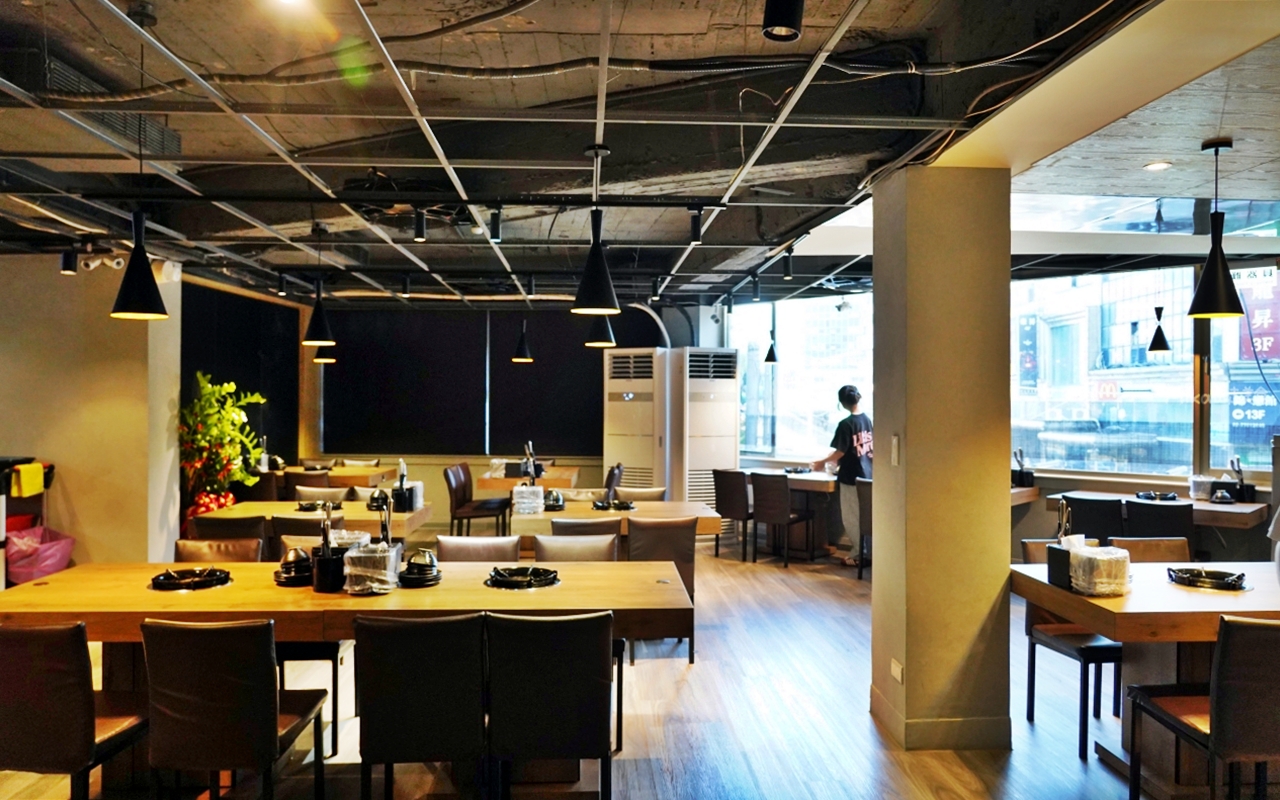 【台北】 牛富溫體涮牛肉｜新鮮現宰 每日直送 台南溫體牛肉鍋＋私房牛肉熱炒料理，激推必點拔絲地瓜！