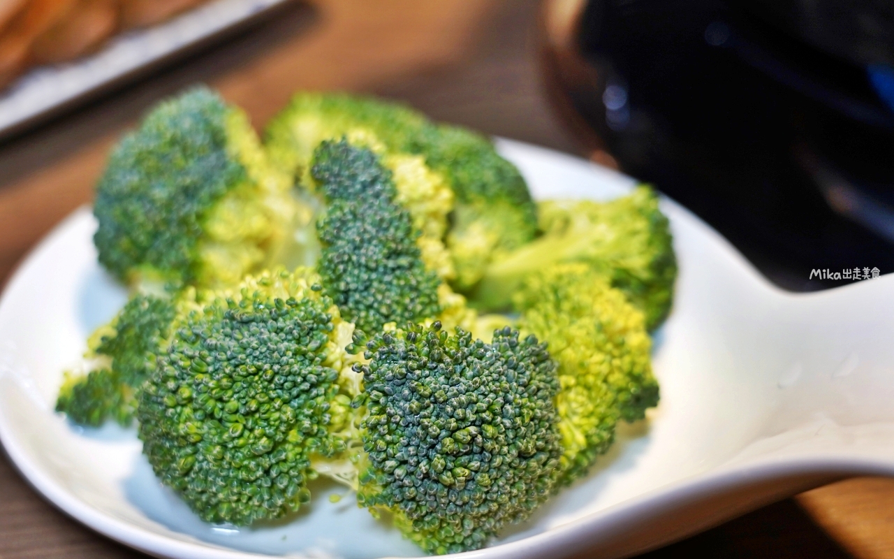 【台北】 牛富溫體涮牛肉｜新鮮現宰 每日直送 台南溫體牛肉鍋＋私房牛肉熱炒料理，激推必點拔絲地瓜！