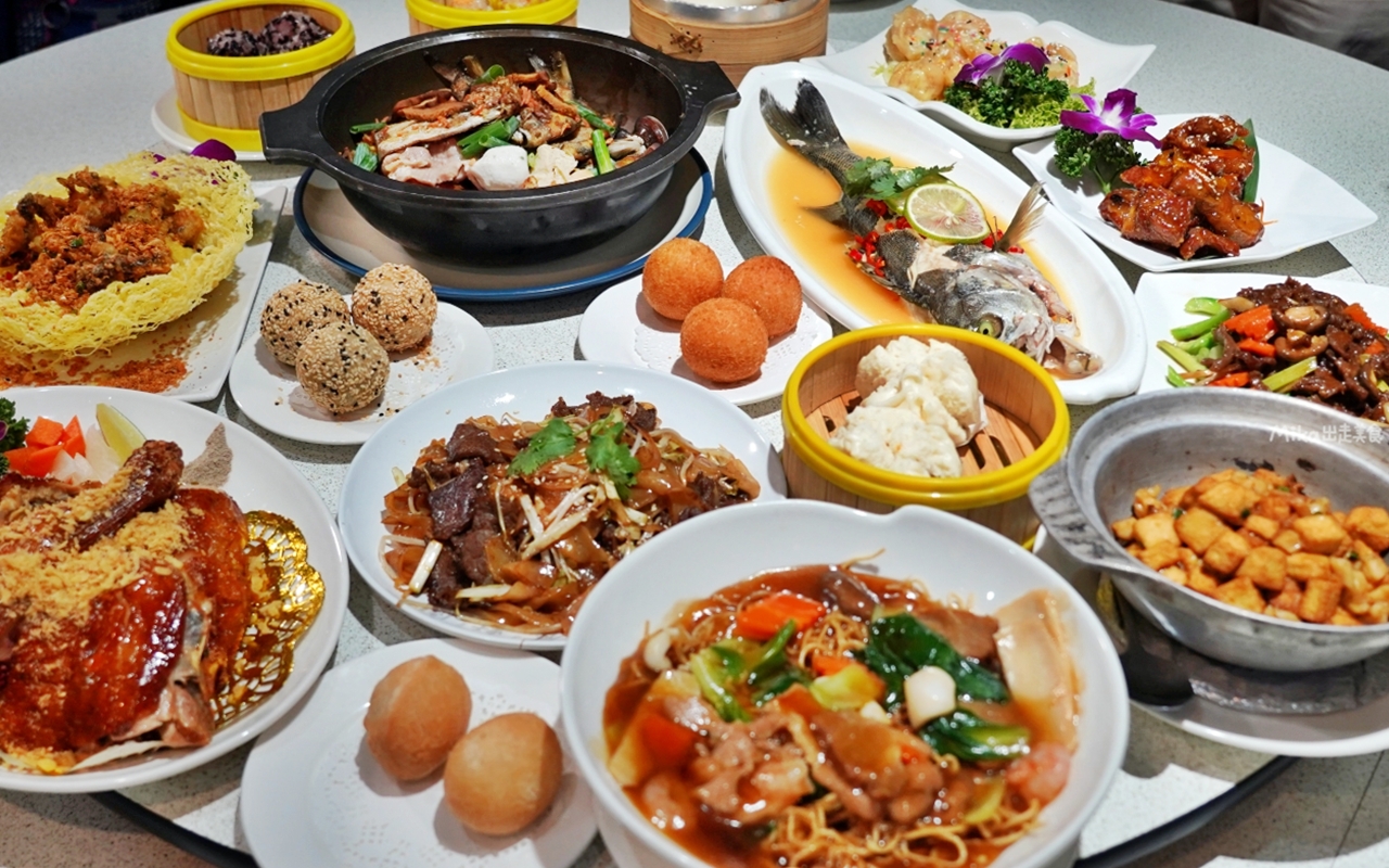 【新北】 新店 宸軒園 粵菜海鮮 中興店｜新店區公所 捷運站附近美食推薦，香港師傅駐店，老字號 港點、粵式 合菜料理專家！還可以客製化桌菜、外燴等…，私心激推脆皮雞必點。