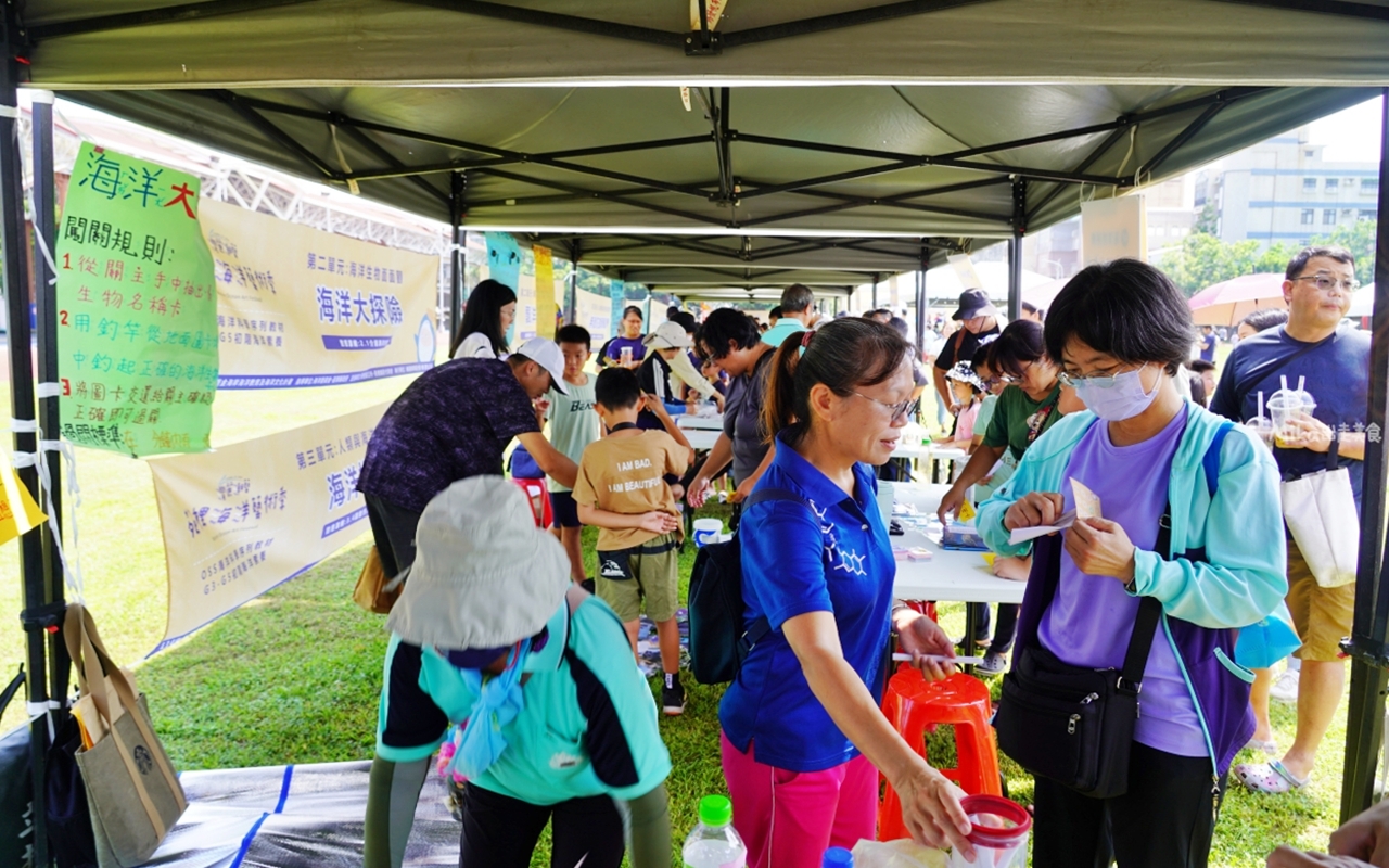 【苗栗】 苑裡 灣麗潮藝 海洋藝術季｜專屬苑裡的海洋派對，結合海洋市集、遊戲闖關跟DIY以及親子劇團等表演，文末還有苑裡秘境 夕陽海景大公開。