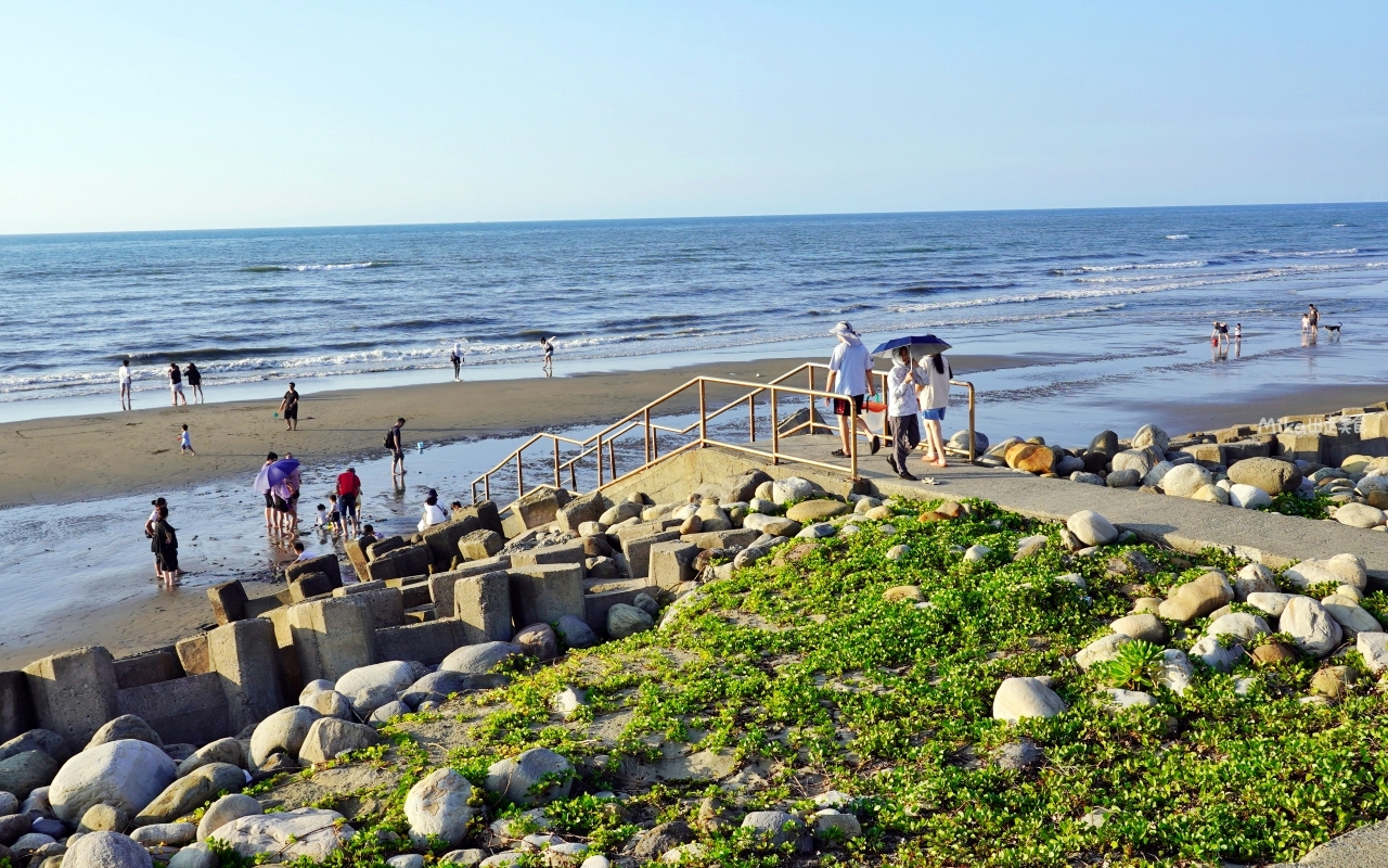 【苗栗】 苑裡 灣麗潮藝 海洋藝術季｜專屬苑裡的海洋派對，結合海洋市集、遊戲闖關跟DIY以及親子劇團等表演，文末還有苑裡秘境 夕陽海景大公開。