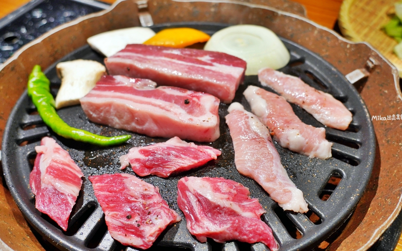 【新北】 板橋 ABV Bar & Kitchen 韓式餐酒館｜另一種韓式燒啤文化，韓式料理搭配超過 300 款來自各國的精釀啤酒，韓式燒烤配燒啤最對味。