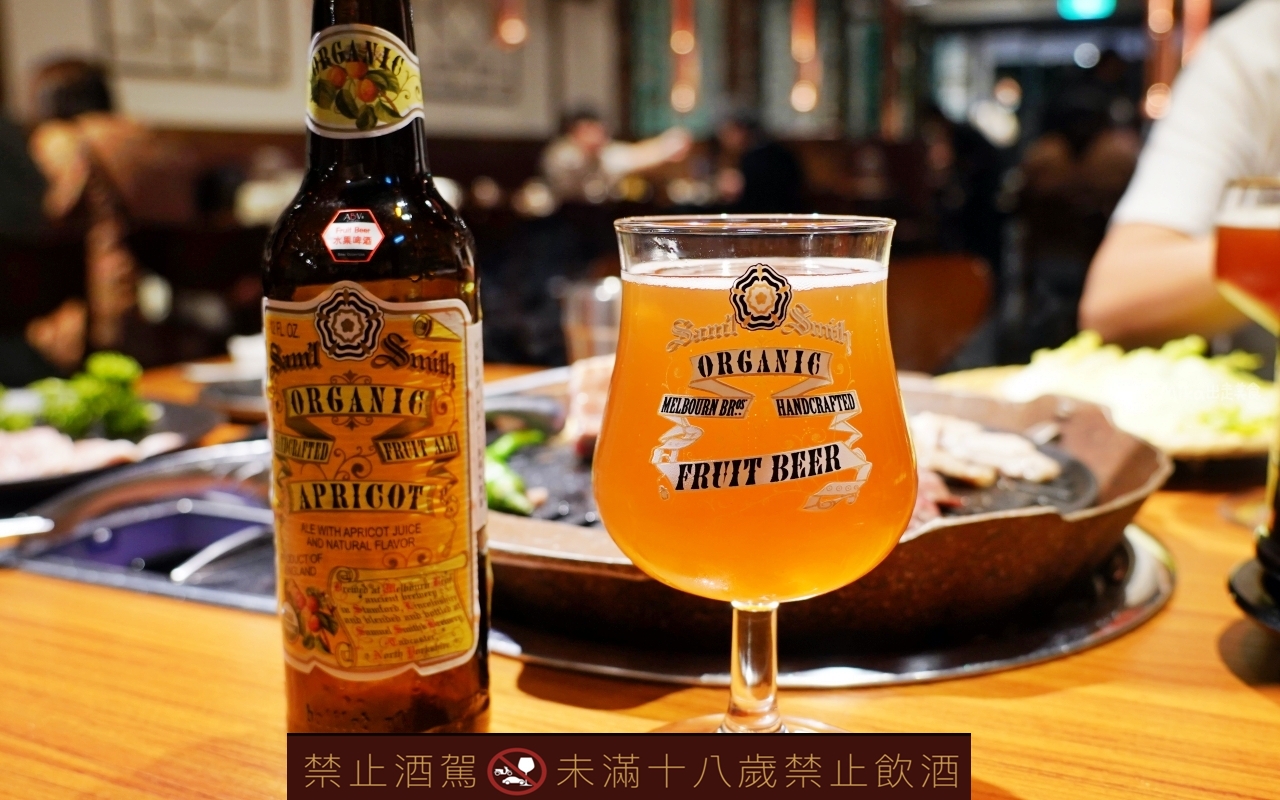 【新北】 板橋 ABV Bar & Kitchen 韓式餐酒館｜另一種韓式燒啤文化，韓式料理搭配超過 300 款來自各國的精釀啤酒，韓式燒烤配燒啤最對味。