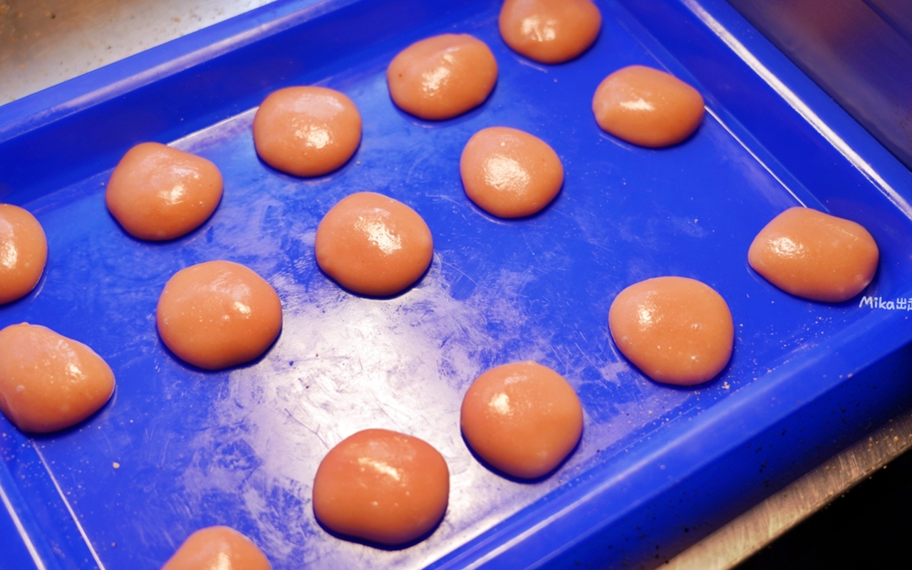 【桃園】 康家客家手工麻糬 大業總店｜ 當天現做 傳統古早味手工純糯米 粉紅少女麻糬吃過嗎？每日限量20盒 賣完為止。