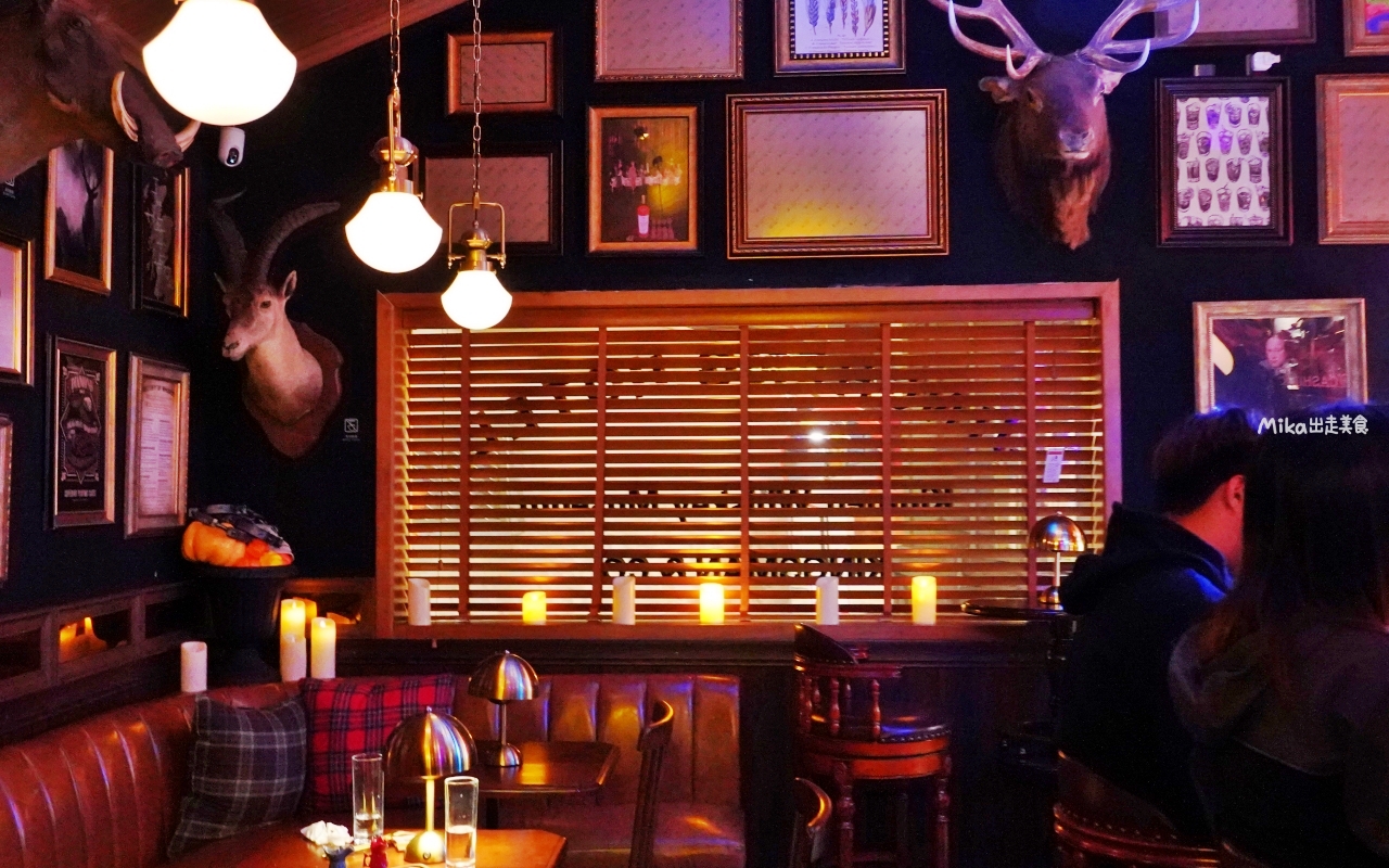 【金門】 金城飯店｜酒吧｜金門威士忌博物館｜金門夜生活推薦 閩式古厝＋英式酒吧風的高粱、威士忌調酒，各種創意搞怪 好喝也好玩。