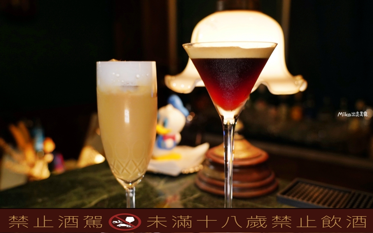 【金門】隱室．微光 咖啡館｜夜間限定 每週只營業三天  隱藏版古厝咖啡館、微醺調酒茶香入味搭配大人味甜點。