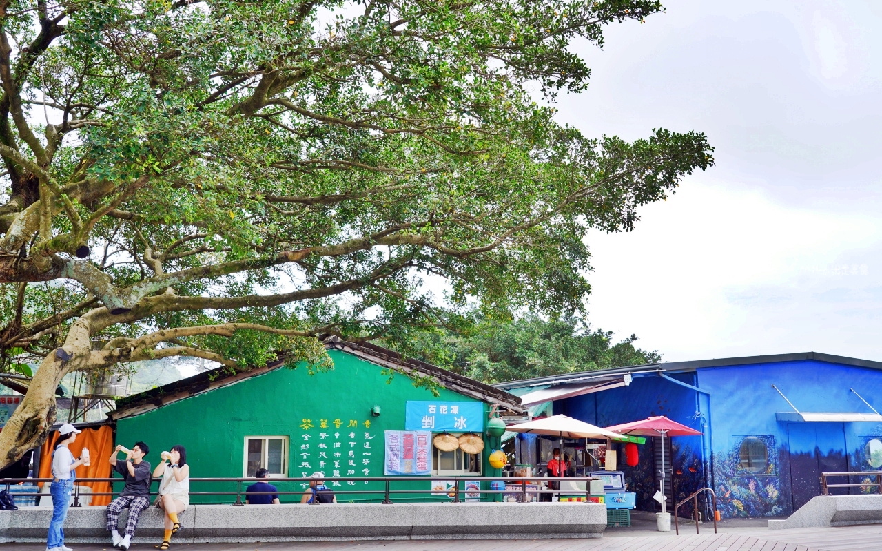 【新北】 台灣好行 – 黃金福隆線｜搭台灣好行 三線串遊東北角，買套票超划算，無限次數搭乘一日券還有特約店家合作優惠，玩遍東北角千元有找。