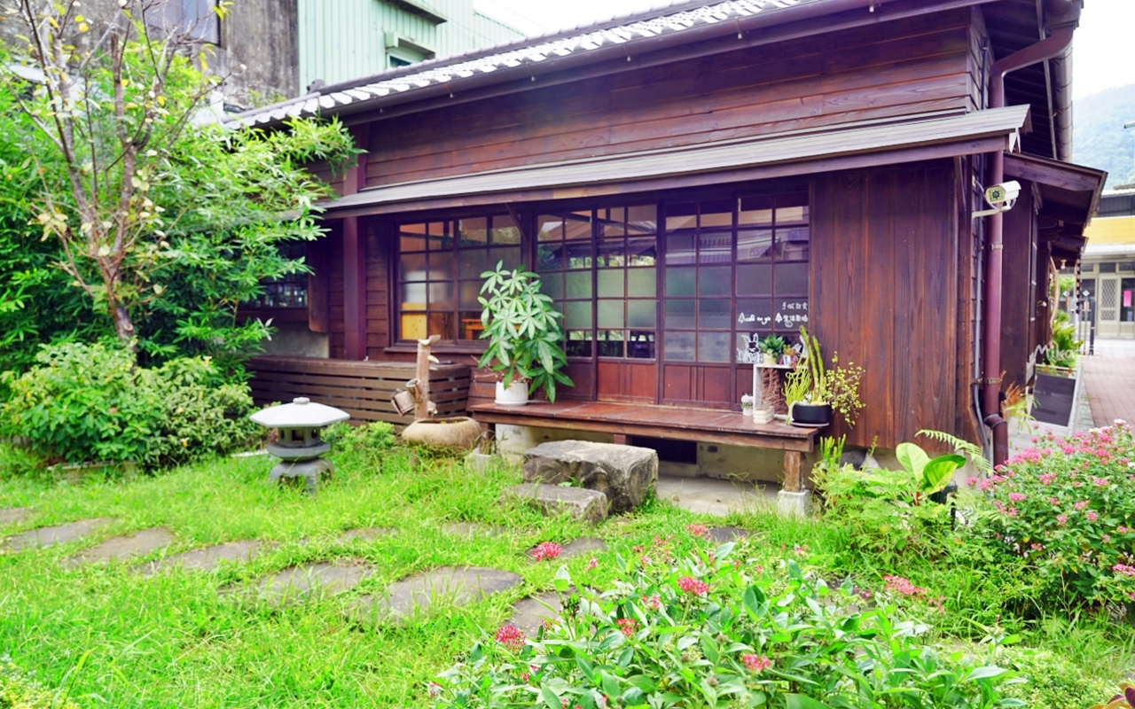 【苗栗】 南庄 東村宿舍｜南庄老街 住宿推薦，日式建築民宿，提供咖啡下午茶、和服、DIY體驗。
