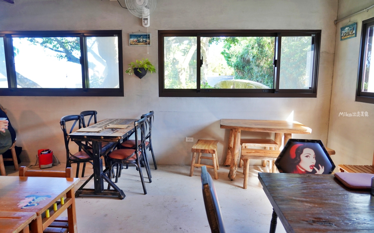 【新北】 貢寮 GUOGANG CAFE 過港仔咖啡｜一家開在貢寮漁村海邊，低調隱密的咖啡廳，提供茶飲/手作甜點還有沖洗室。