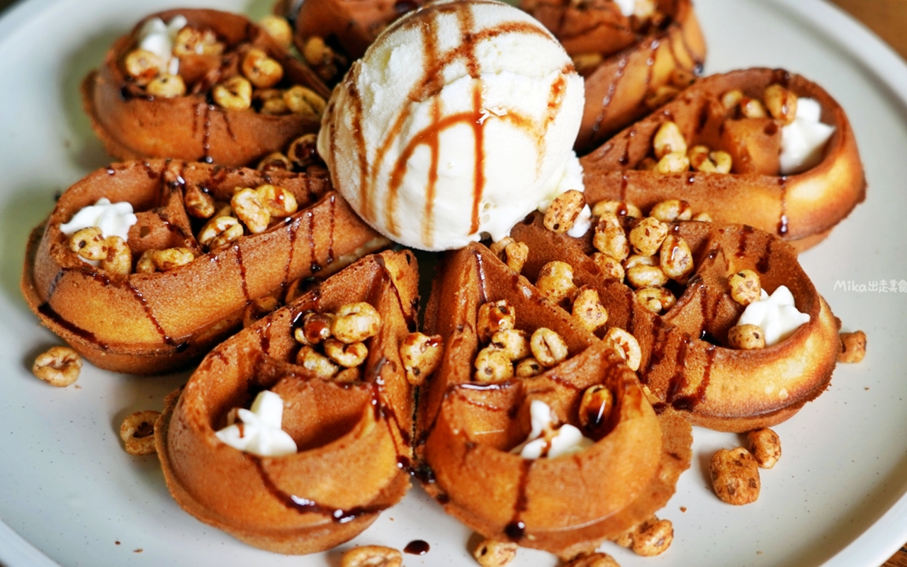 【新北】 貢寮 GUOGANG CAFE 過港仔咖啡｜一家開在貢寮漁村海邊，低調隱密的咖啡廳，提供茶飲/手作甜點還有沖洗室。