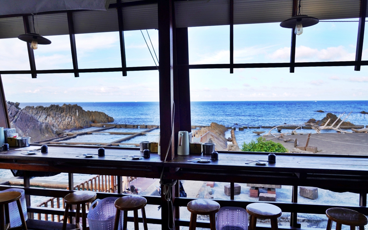 【新北】 貢寮 92k週末食堂｜東北角美食推薦 絕美海景餐廳，一週只營業4天 全預約制，季節限定 現剖海膽必吃。