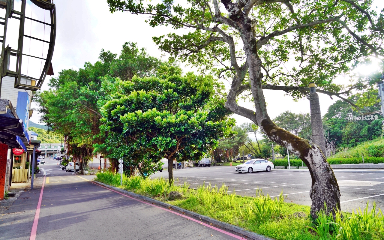 【新北】 台灣好行 – 黃金福隆線｜搭台灣好行 三線串遊東北角，買套票超划算，無限次數搭乘一日券還有特約店家合作優惠，玩遍東北角千元有找。