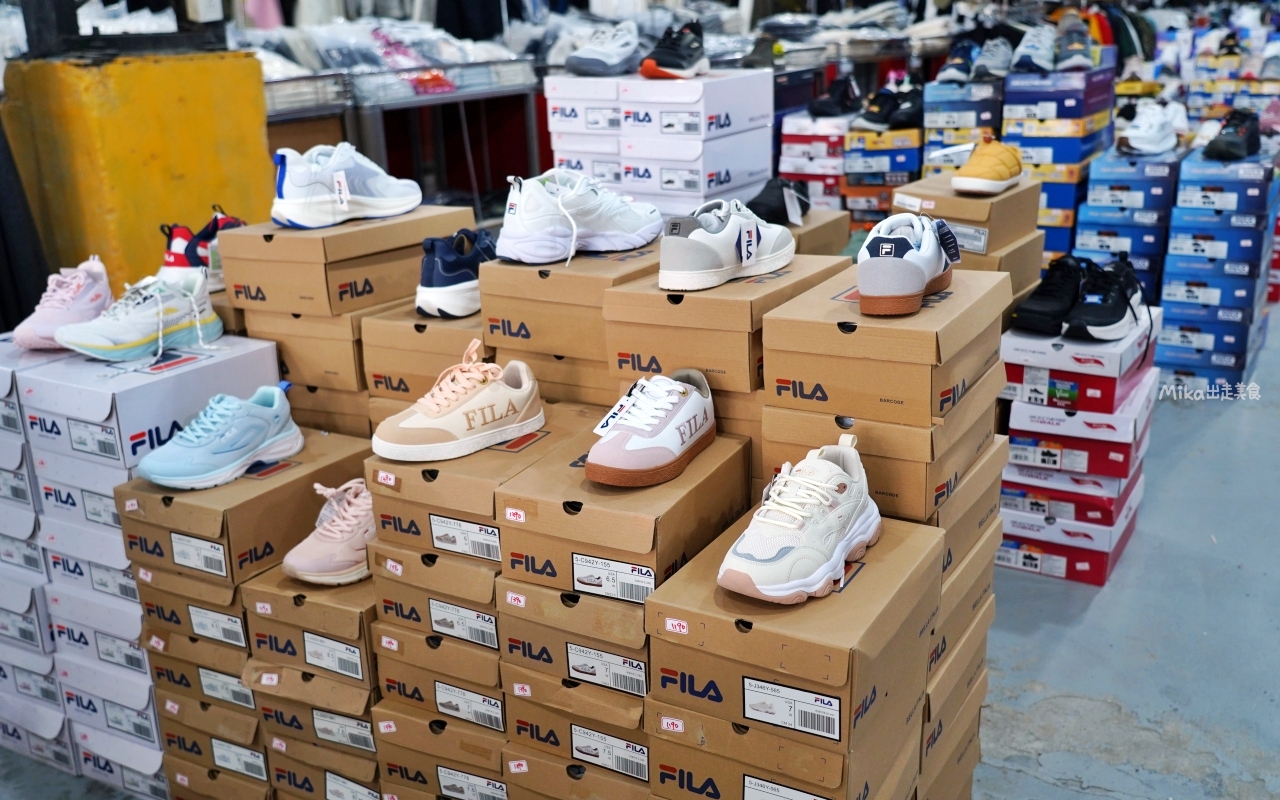 【台南】嘉益 萬件牛仔褲 聯合廠拍｜台南冰涼衣褲 秋冬早鳥價！ 萬件牛仔褲X原廠犀牛X五大品牌運動鞋 聯合特賣中。