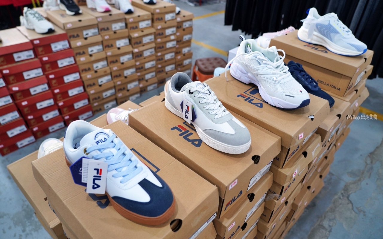 【台南】嘉益 萬件牛仔褲 聯合廠拍｜台南冰涼衣褲 秋冬早鳥價！ 萬件牛仔褲X原廠犀牛X五大品牌運動鞋 聯合特賣中。