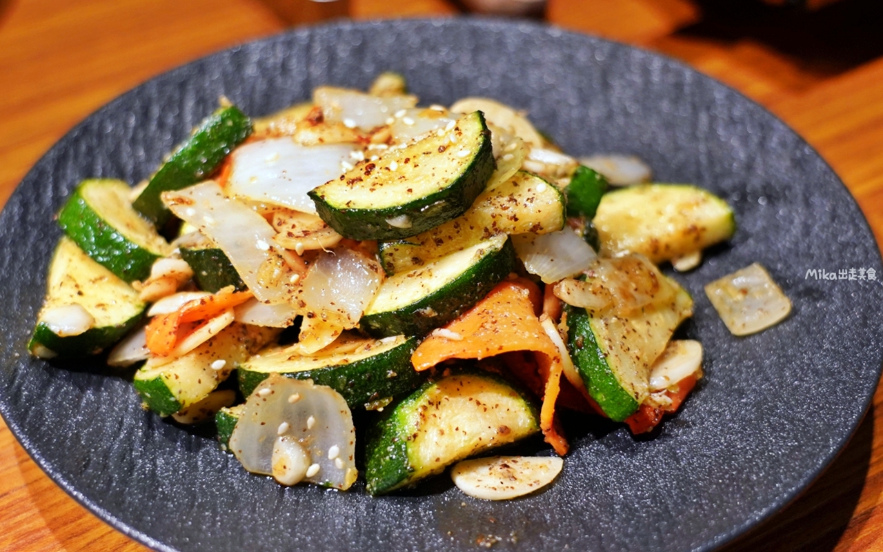 【新北】 板橋 ABV Bar & Kitchen 韓式餐酒館｜另一種韓式燒啤文化，韓式料理搭配超過 300 款來自各國的精釀啤酒，韓式燒烤配燒啤最對味。