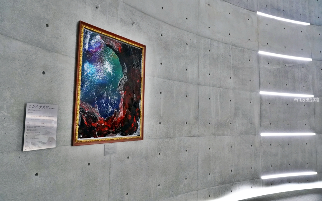 【日本】山陽 岡山信用金庫 內山下分行/廣場｜由世界知名 日本建築師安藤忠雄設計的信用金庫，清水模建築設計 現代簡約時尚 還有專人導覽 免費參觀。