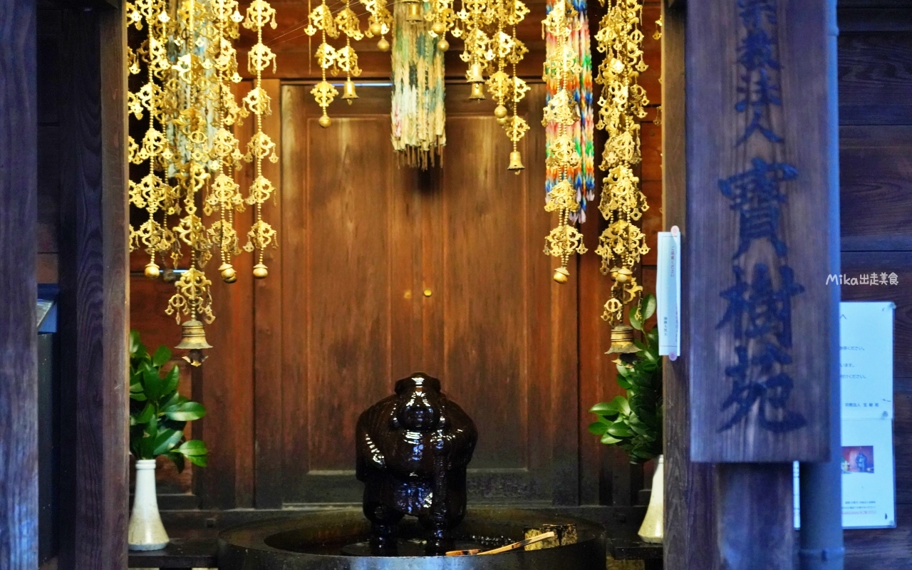 【日本 】山陽 岡山 油掛大黒天神社｜日本少見  富到流油的財神爺，淋油才能祈福的油掛大黑天神社，神社裡充滿濃郁麻油香氣好酷。