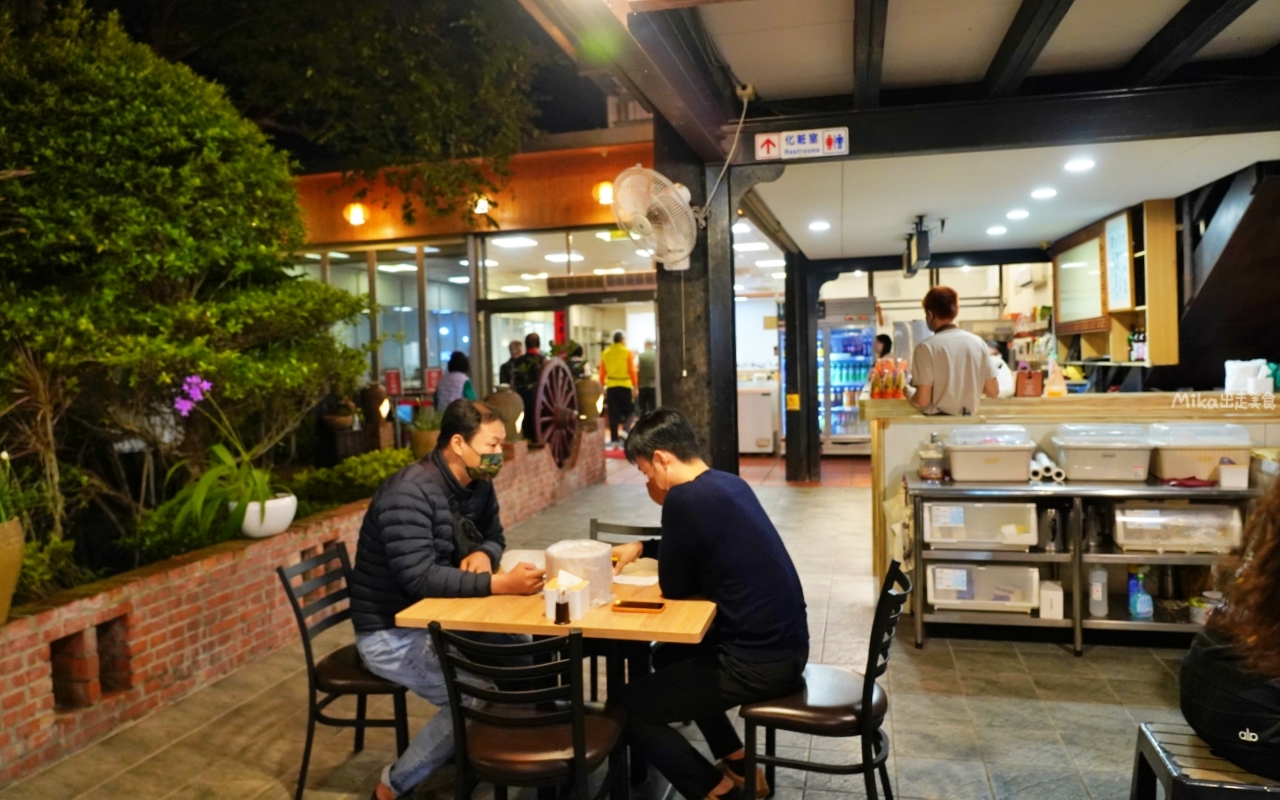 【宜蘭】 福哥石窯雞 礁溪總店｜超人氣 在地人都吃這家，肉質滑嫩多汁的石窯雞。