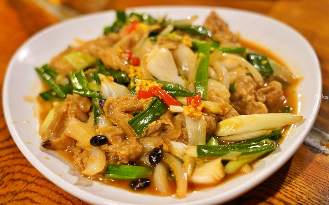 【宜蘭】 福哥石窯雞 礁溪總店｜超人氣 在地人都吃這家，肉質滑嫩多汁的石窯雞。