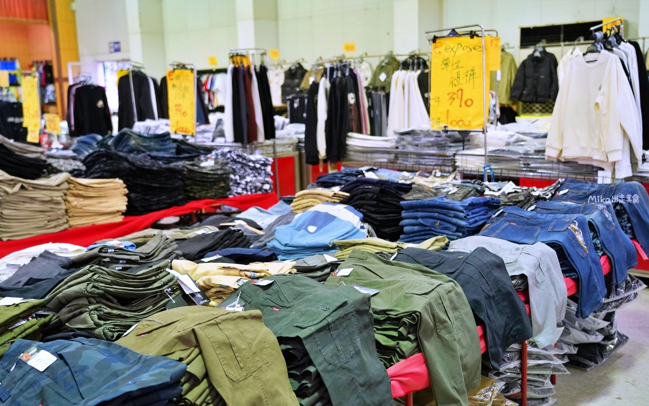 【宜蘭】 羅東 萬件牛仔褲 聯合廠拍｜萬件牛仔褲＋原廠犀牛  冬季服飾限時特價，犀牛長短褲、長短袖還有組合價 四件990元， 即日起宜蘭羅東農會開賣中。