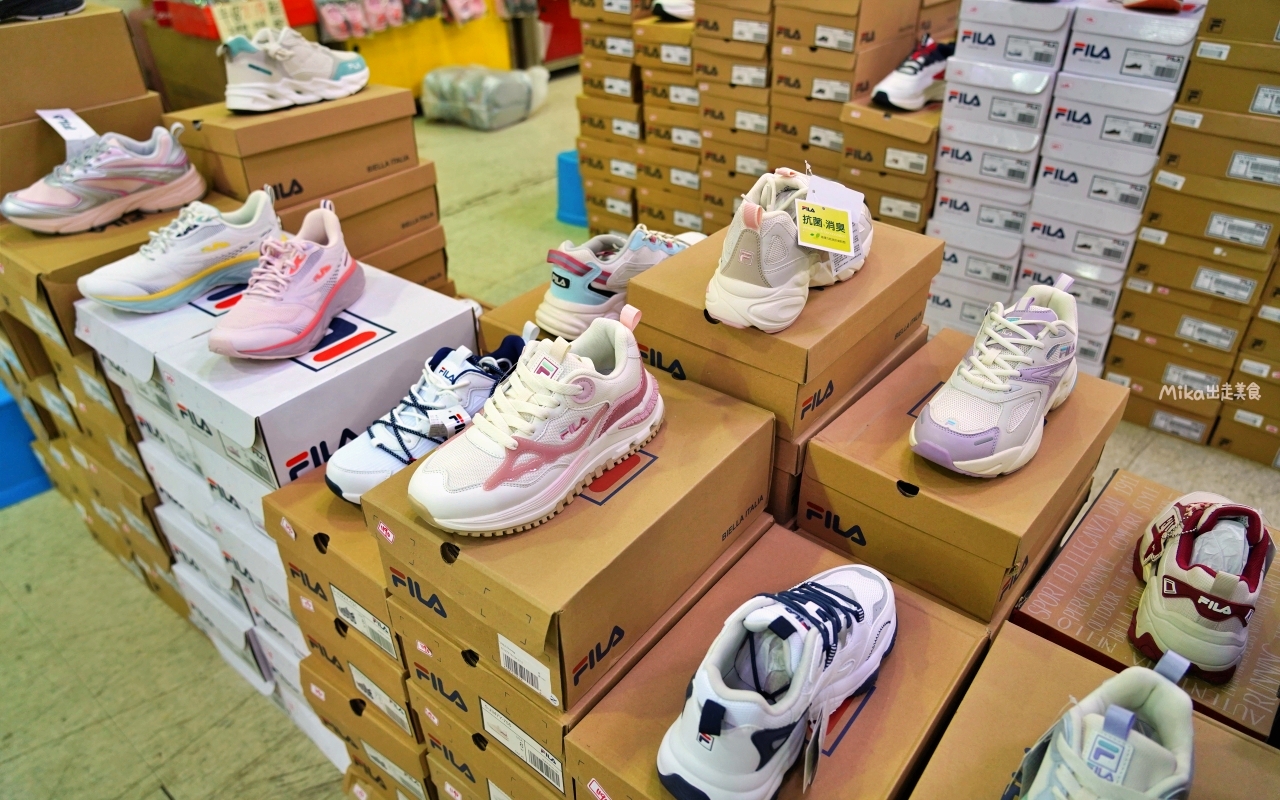 【宜蘭】 羅東 萬件牛仔褲 聯合廠拍｜萬件牛仔褲＋原廠犀牛  冬季服飾限時特價，犀牛長短褲、長短袖還有組合價 四件990元， 即日起宜蘭羅東農會開賣中。