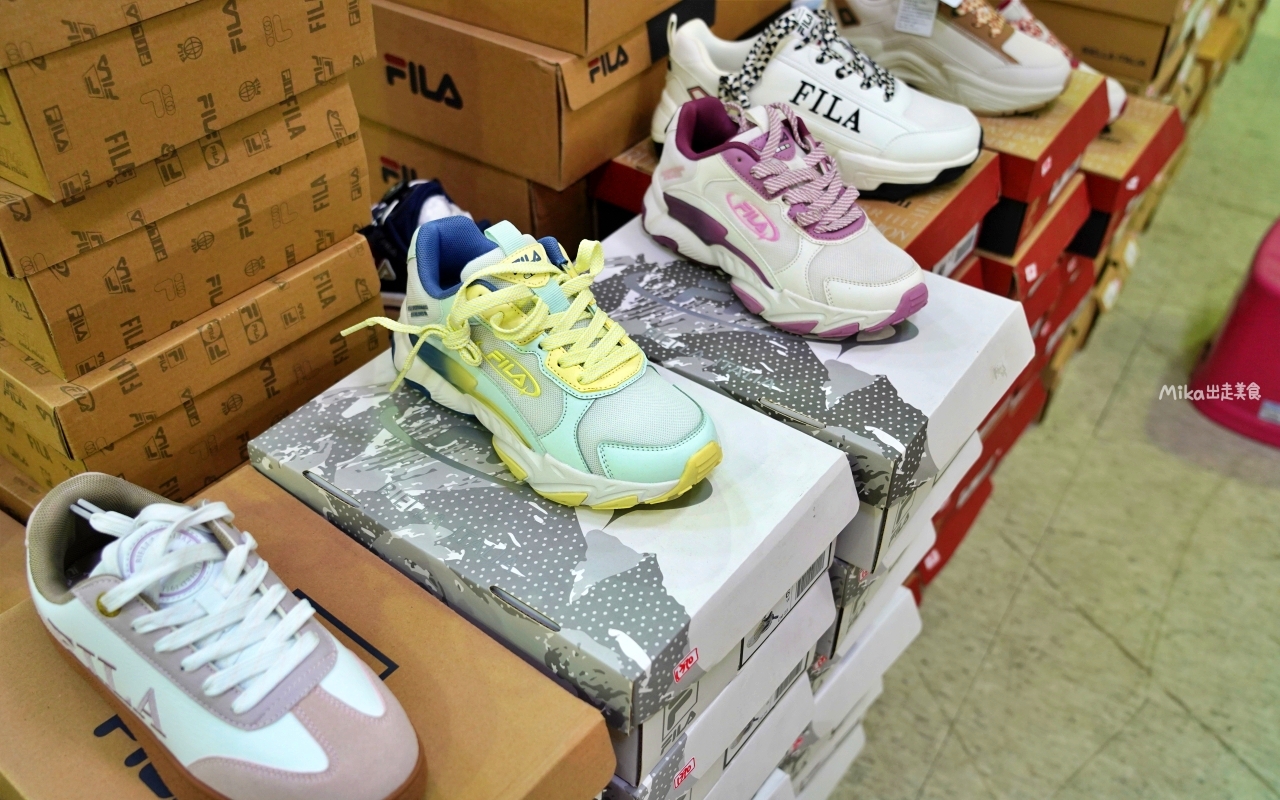 【宜蘭】 羅東 萬件牛仔褲 聯合廠拍｜萬件牛仔褲＋原廠犀牛  冬季服飾限時特價，犀牛長短褲、長短袖還有組合價 四件990元， 即日起宜蘭羅東農會開賣中。