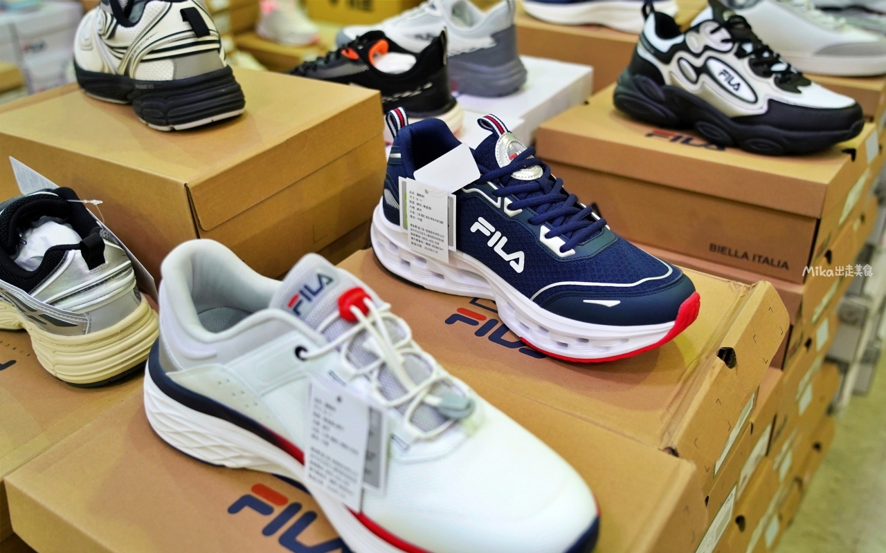 【宜蘭】 羅東 萬件牛仔褲 聯合廠拍｜萬件牛仔褲＋原廠犀牛  冬季服飾限時特價，犀牛長短褲、長短袖還有組合價 四件990元， 即日起宜蘭羅東農會開賣中。