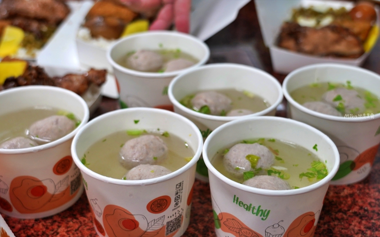 【苗栗】 頭份 圓光排肉餐盒｜在地超人氣 陪伴頭份人的66年客運站便當，只賣一種口味一賣就一甲子，正老店吃這家。