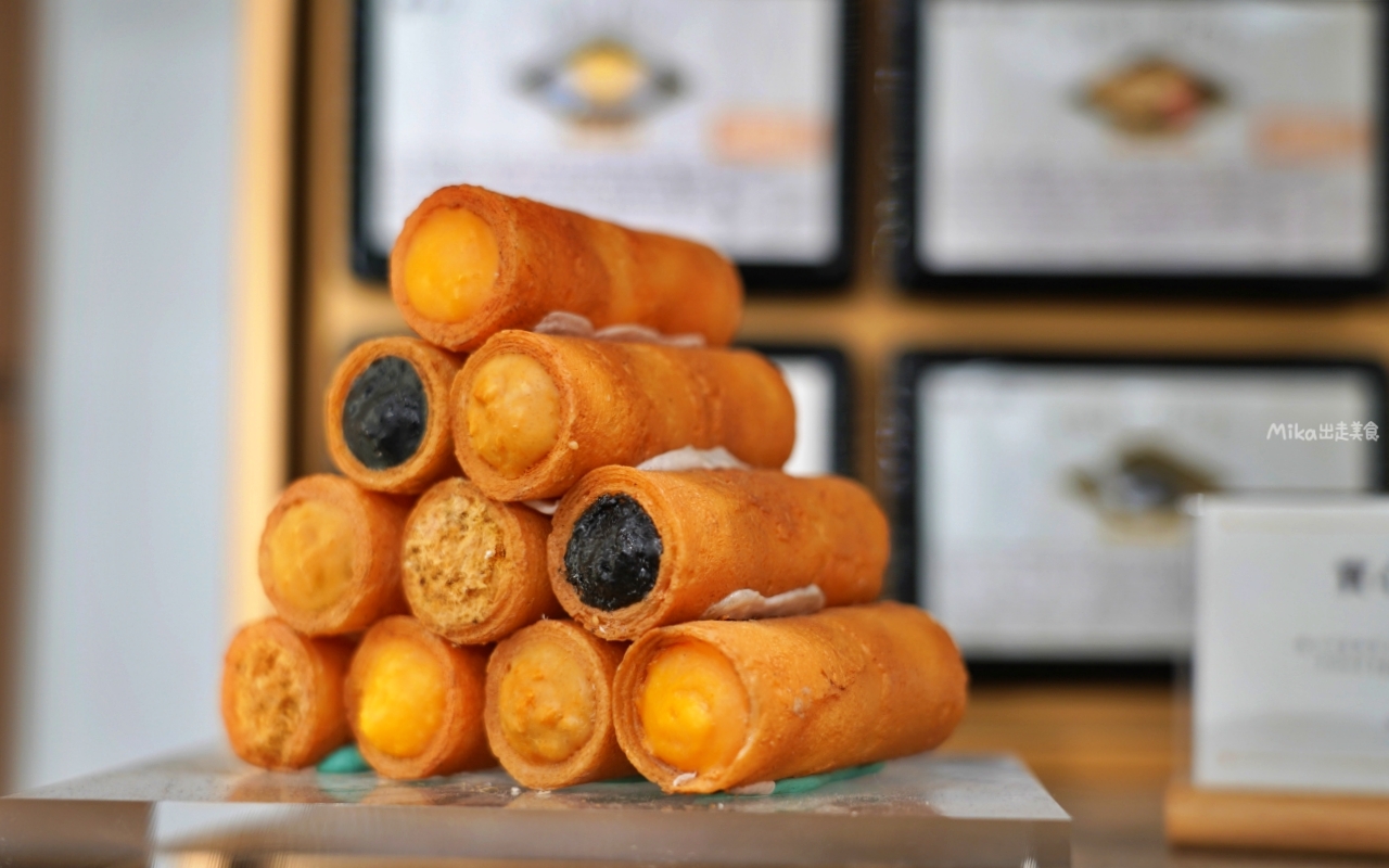 【團購】 實心蛋捲|年節伴手禮 送禮推薦 多種口味 真心實意 蛋捲包覆著濃郁內餡的實心蛋捲,還有高岡屋聯名海苔肉鬆蛋捲必吃。 【團購】 實心蛋捲|年節伴手禮 送禮推薦 多種口味 真心實意 蛋捲包覆著濃郁內餡的實心蛋捲,還有高岡屋聯名海苔肉鬆蛋捲必吃。