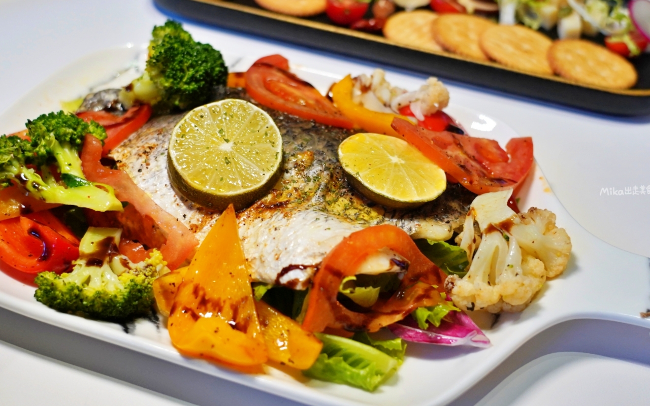 【台北】 松山區 SMEXY音樂餐廳｜近捷運中山國中站 商辦大樓內 現場Live Band駐唱，擁有250坪五星級包場空間，提供浪漫歐式料理的音樂餐酒館。