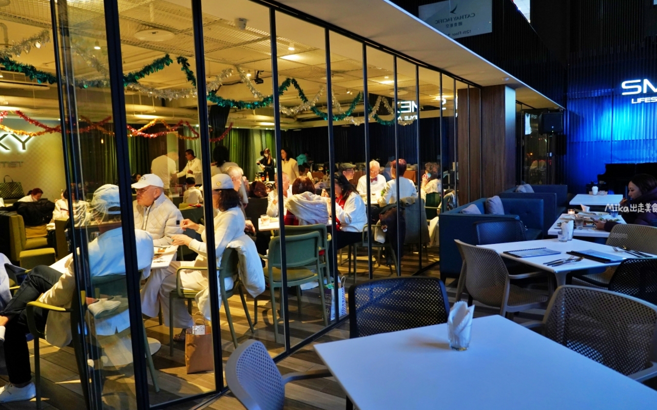 【台北】 松山區 SMEXY音樂餐廳｜近捷運中山國中站 商辦大樓內 現場Live Band駐唱，擁有250坪五星級包場空間，提供浪漫歐式料理的音樂餐酒館。