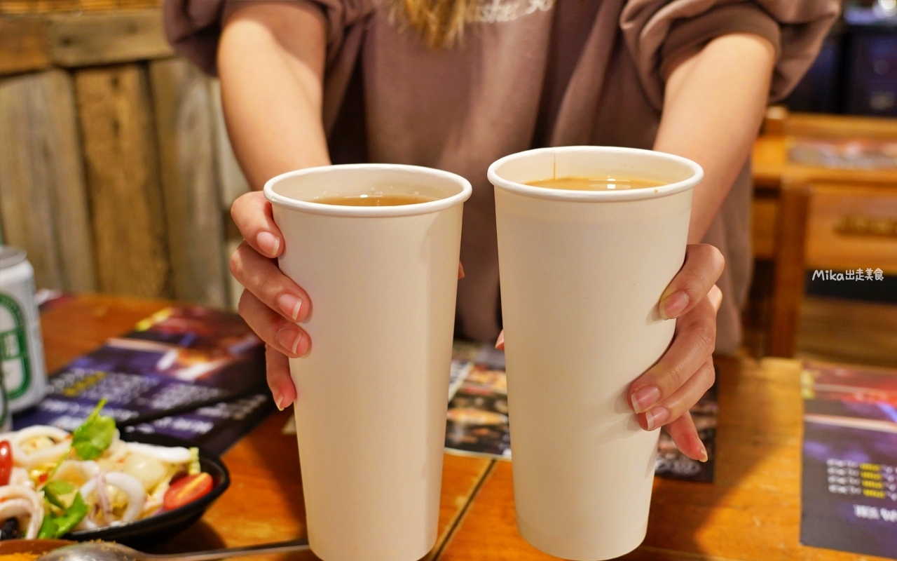 【桃園】薑太宮 市井小火鍋 桃園楊梅店｜平價小火鍋就能吃到起司瀑布流火鍋雞，1鍋2吃很超值，先吃炒雞，再吃火鍋，還有滿滿的起司任你吃。