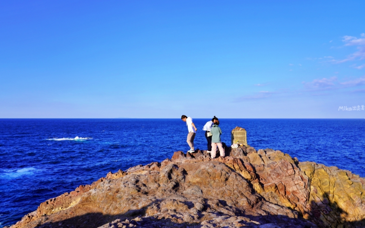 【日本】 山口 元乃隅神社｜日本絕景神社之一，123 座紅色的鳥居綿延至海邊，依山傍海很是壯觀。