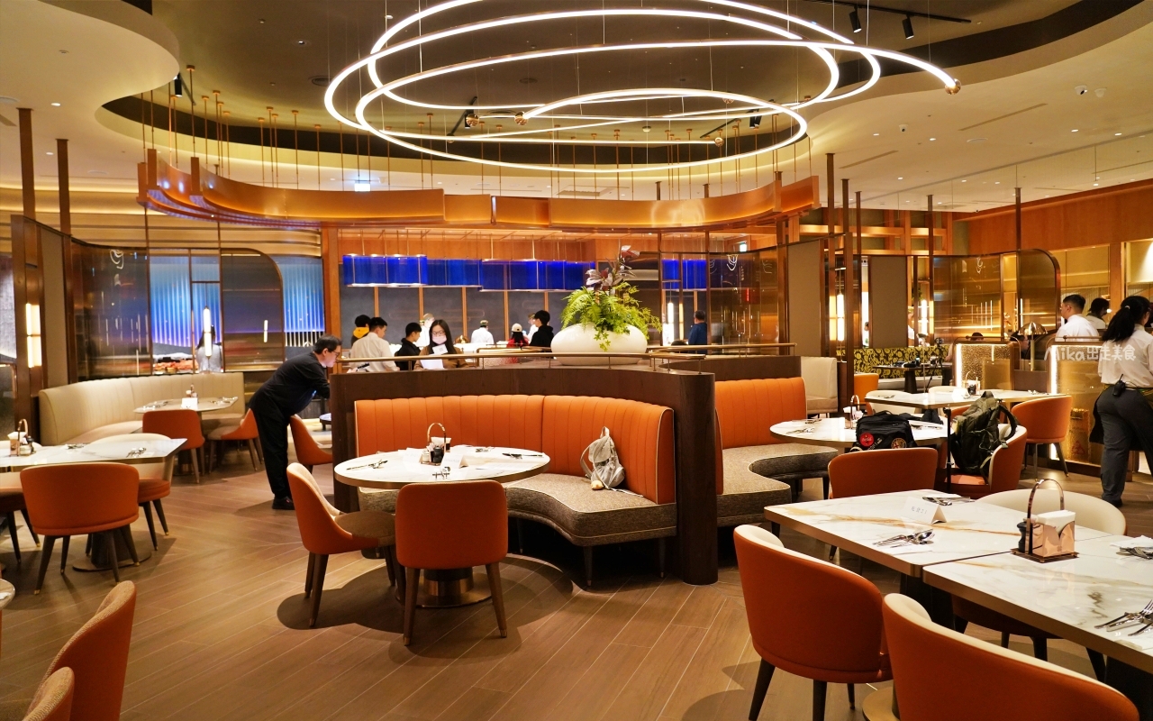 【桃園】 南崁 島語 桃園台茂店｜桃園新開幕 全台最難訂餐酒Buffet，獨創的「一島檯一餐酒」，9大島檯 現做料理，必吃攻略/價格/訂位 不藏私，這篇都有。