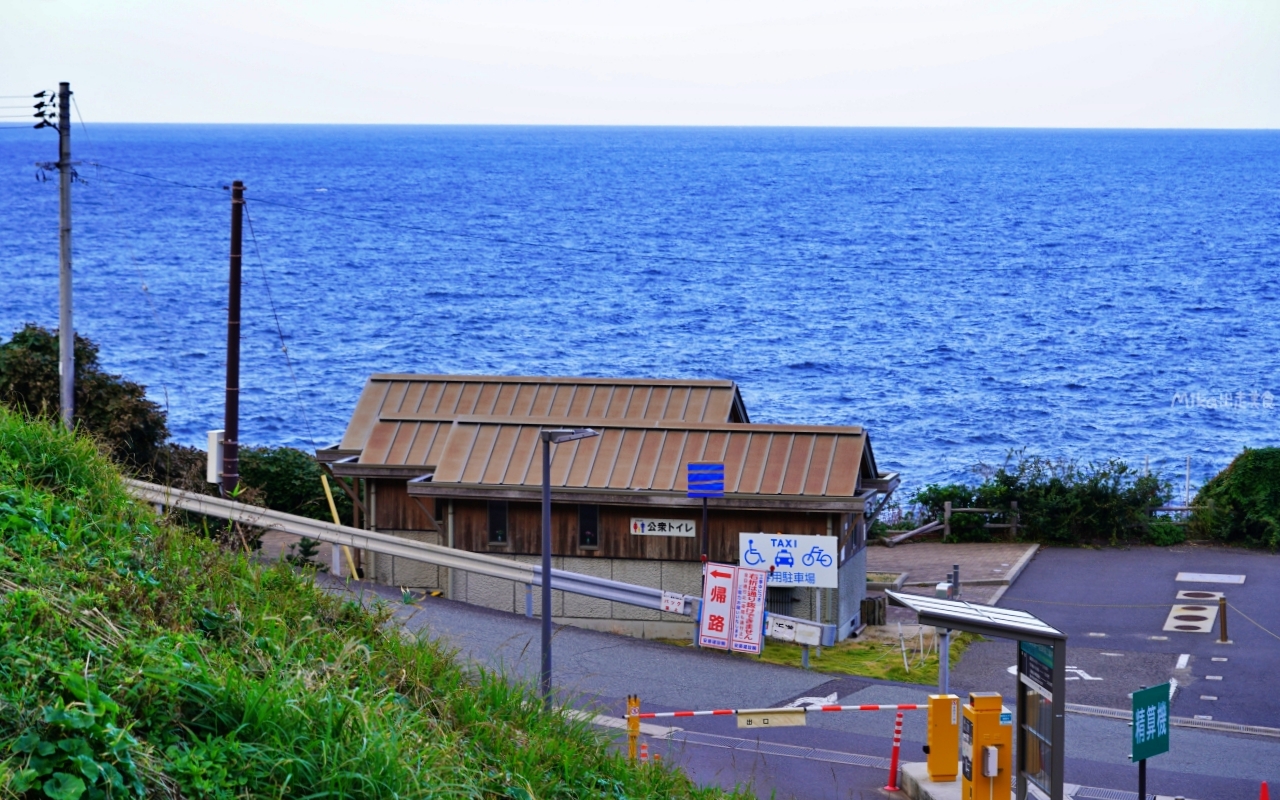 【日本】 山口 元乃隅神社｜日本絕景神社之一，123 座紅色的鳥居綿延至海邊，依山傍海很是壯觀。