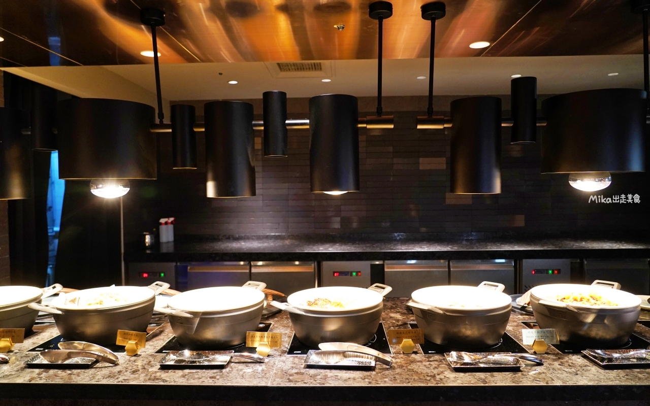 【桃園】 南崁 島語 桃園台茂店｜桃園新開幕 全台最難訂餐酒Buffet，獨創的「一島檯一餐酒」，9大島檯 現做料理，必吃攻略/價格/訂位 不藏私，這篇都有。