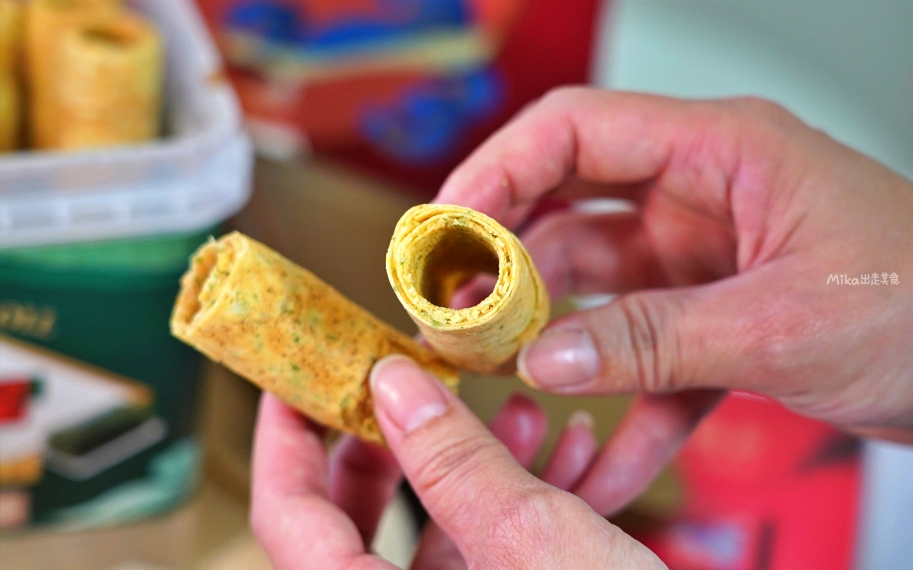 【團購】 實心蛋捲|年節伴手禮 送禮推薦 多種口味 真心實意 蛋捲包覆著濃郁內餡的實心蛋捲,還有高岡屋聯名海苔肉鬆蛋捲必吃。 【團購】 實心蛋捲|年節伴手禮 送禮推薦 多種口味 真心實意 蛋捲包覆著濃郁內餡的實心蛋捲,還有高岡屋聯名海苔肉鬆蛋捲必吃。