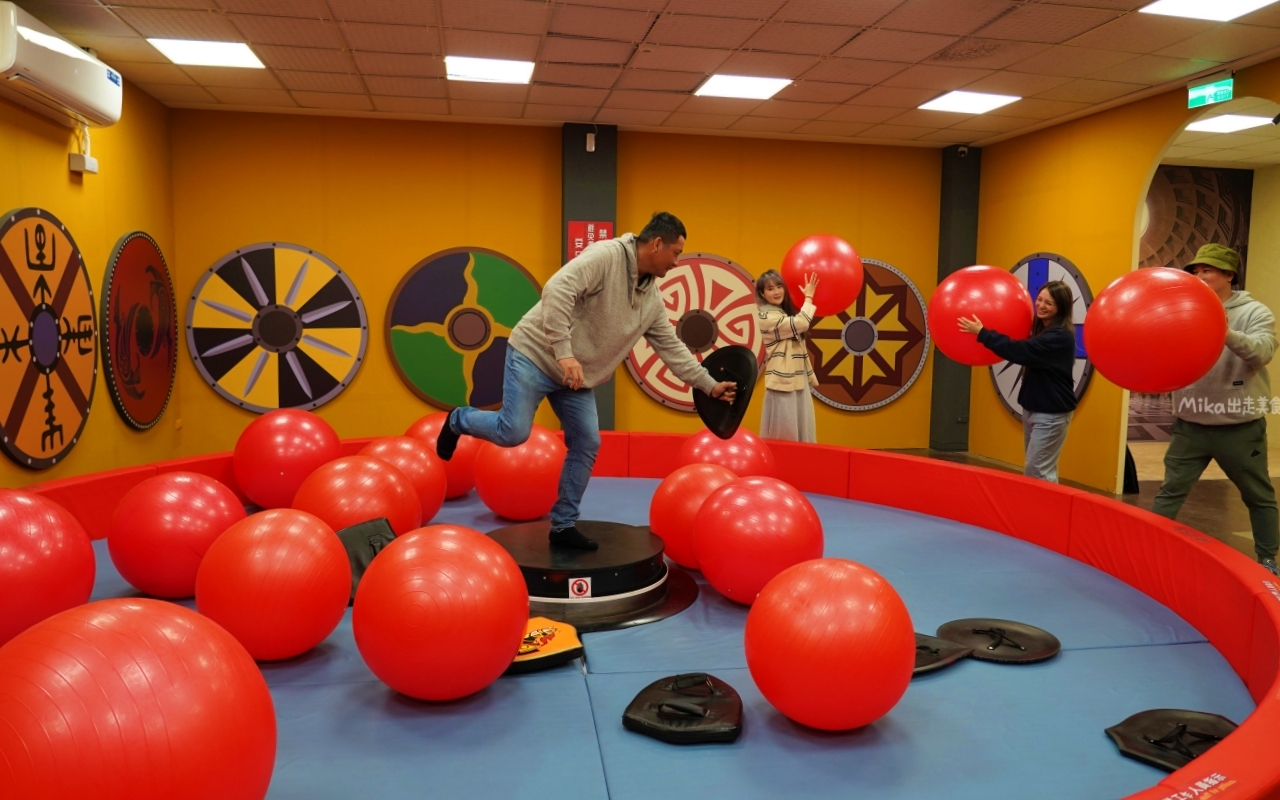 【宜蘭】員山 勇者桂冠王｜宜蘭室內行程推薦 大人版 羅馬競技場主題 闖關遊戲，還可以cosplay，有夠刺激，既好拍也好玩。