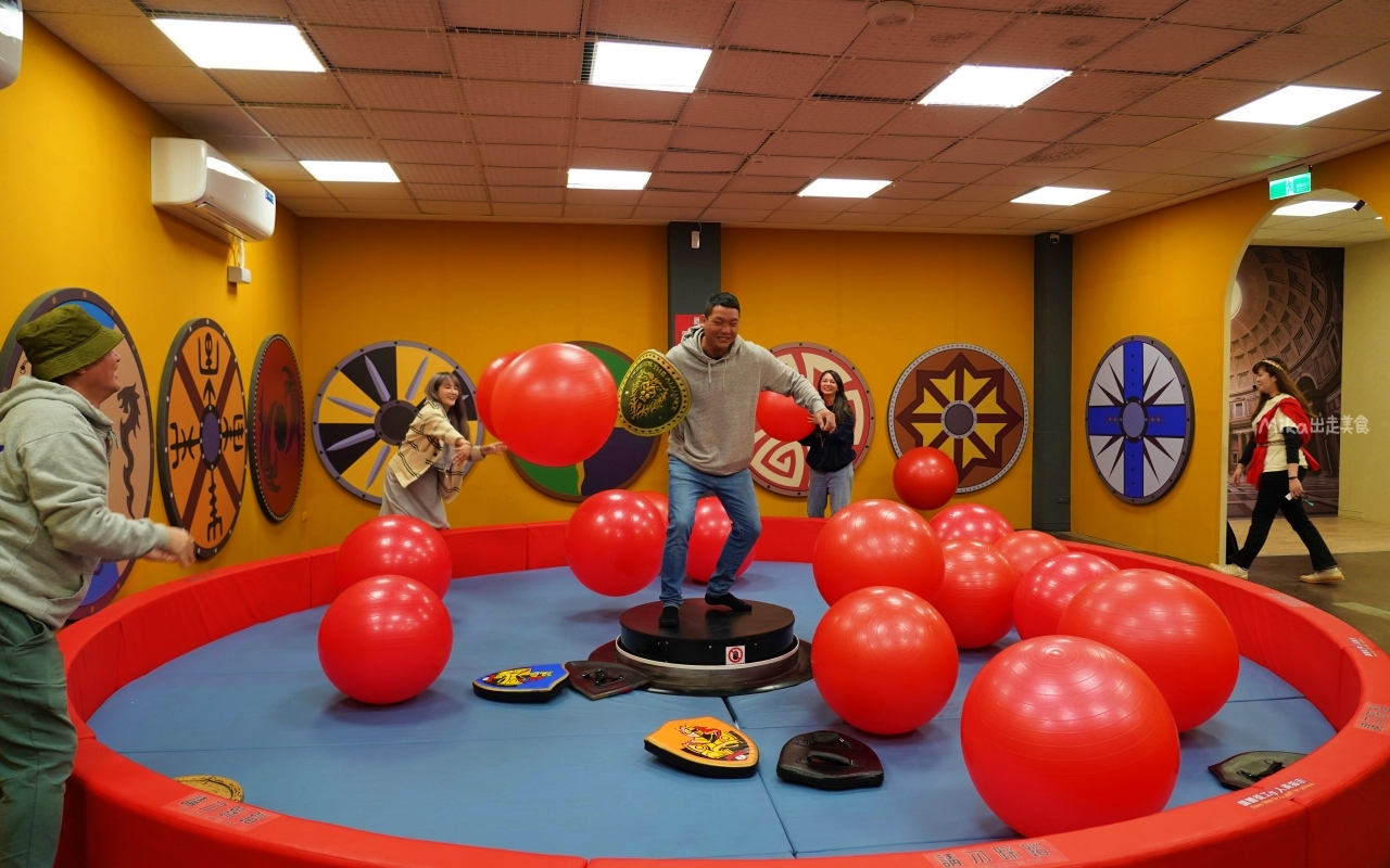 【宜蘭】員山 勇者桂冠王｜宜蘭室內行程推薦 大人版 羅馬競技場主題 闖關遊戲，還可以cosplay，有夠刺激，既好拍也好玩。