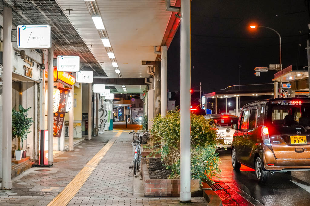 【日本】鳥取市 牛骨ごっつおらーめん 鳥取店|鳥取必吃牛骨拉麵,每日限量供應100碗!亀梨和也 吃過的人氣名店。 【日本】鳥取市 牛骨ごっつおらーめん 鳥取店|鳥取必吃牛骨拉麵,每日限量供應100碗!亀梨和也 吃過的人氣名店。