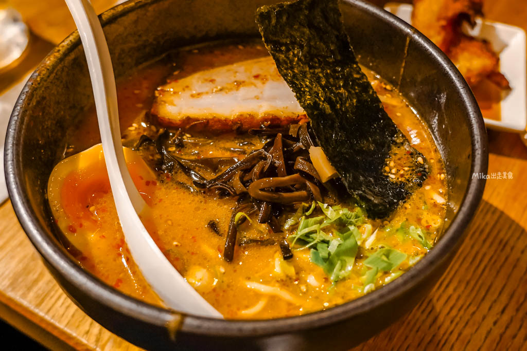 【日本】鳥取市 牛骨ごっつおらーめん 鳥取店|鳥取必吃牛骨拉麵,每日限量供應100碗!亀梨和也 吃過的人氣名店。 【日本】鳥取市 牛骨ごっつおらーめん 鳥取店|鳥取必吃牛骨拉麵,每日限量供應100碗!亀梨和也 吃過的人氣名店。