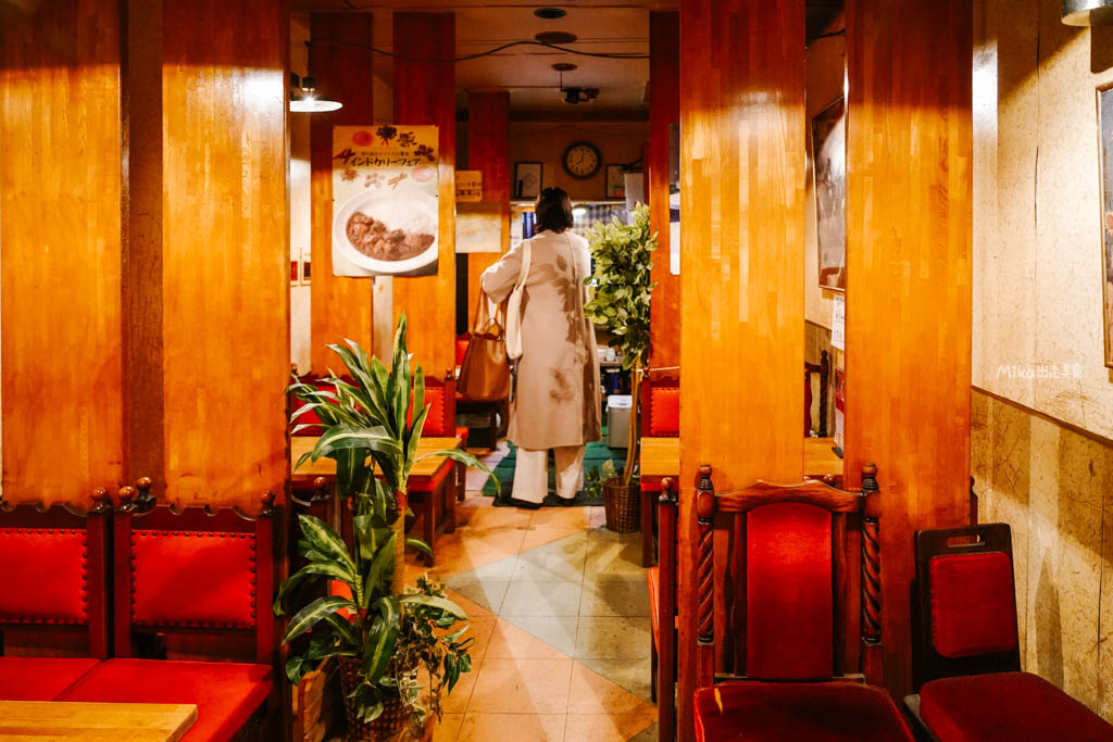 【日本】鳥取市 Chaplin Cafe(チャップリン喫茶)|鳥取站周邊 昭和時期 懷舊老字號喫茶店,早餐+咖啡竟然只要600日圓!早餐、咖哩飯、聖代都很推。 【日本】鳥取市 Chaplin Cafe(チャップリン喫茶)|鳥取站周邊 昭和時期 懷舊老字號喫茶店,早餐+咖啡竟然只要600日圓!早餐、咖哩飯、聖代都很推。